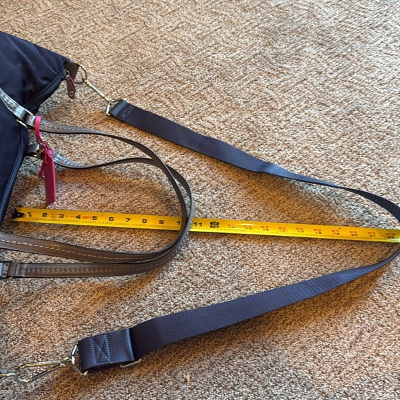 VERA BRADLEY Midtown Travel Bag in classic navy NWT - Picture 14 of 16